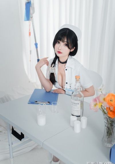 日韩艾薇_4K免费观看韩国