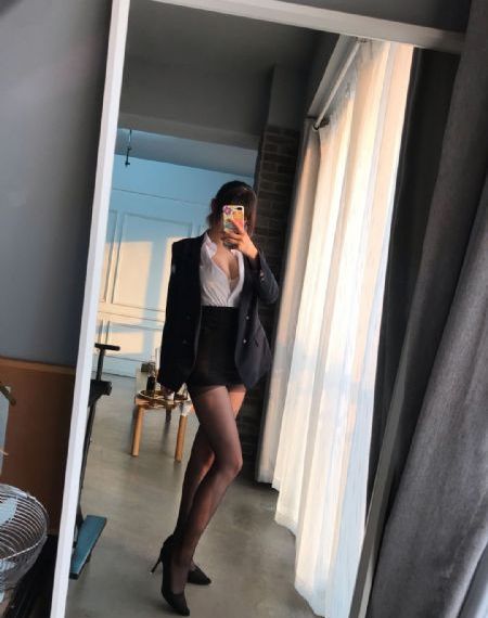 www成人色情美女露双乳球_BD韩语最新电影在线观看