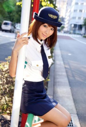 欧美男牛仔外套街拍_1080P完整版观看