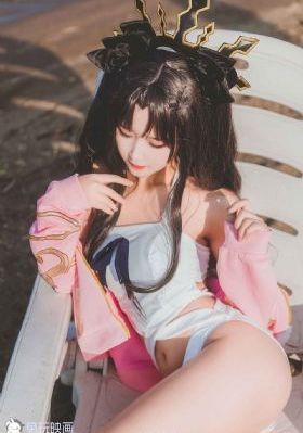 欧美美女直播弹钢琴_DVD免费高清观看