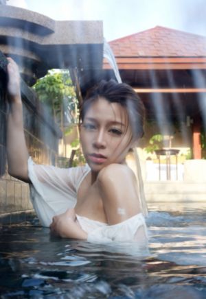 欧美下海的女模特_HD电影在线看